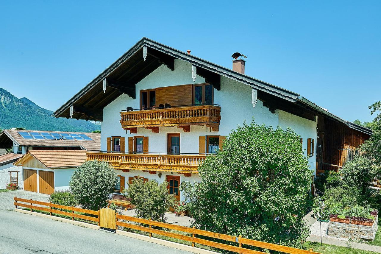 Chiemgauferienwohnungen - Stierschneiderhof Unterwössen